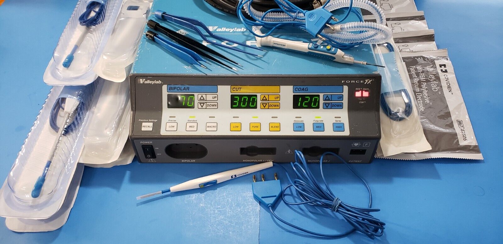 Valleylab Force FX C System with Bipolar & Monopolar Foot Switch