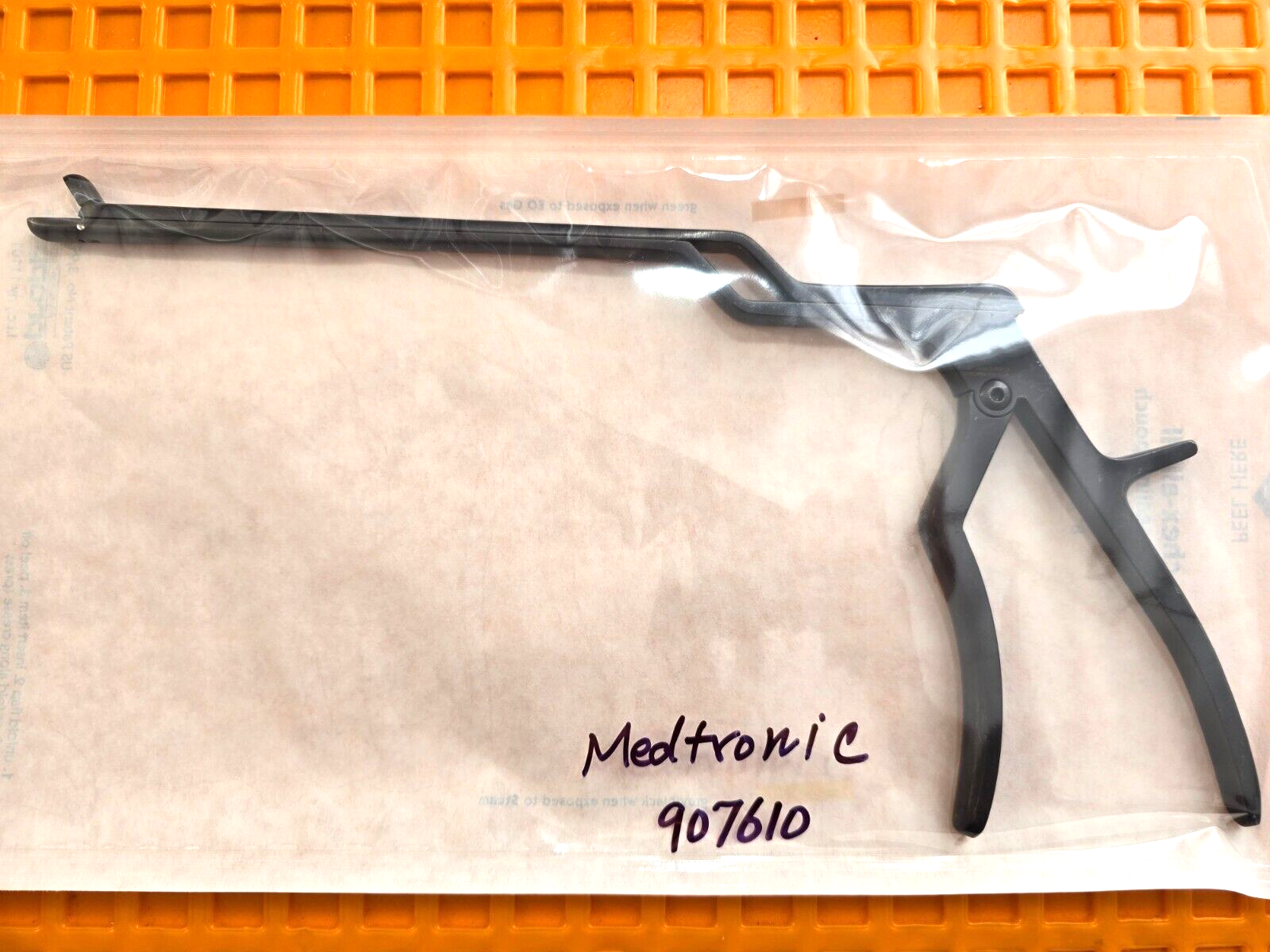 Medtronic Sofamor Neuro Bayonet Kerrison Rongeurs 8mm Jaws Black