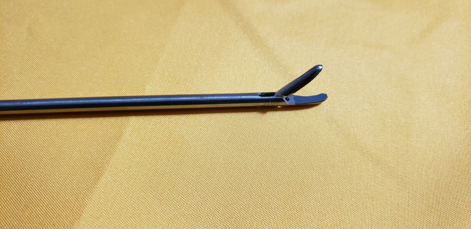 Jarit 600-251 Laparoscopic CARB-BITE Needle Holder 5mm x 32cm Germany