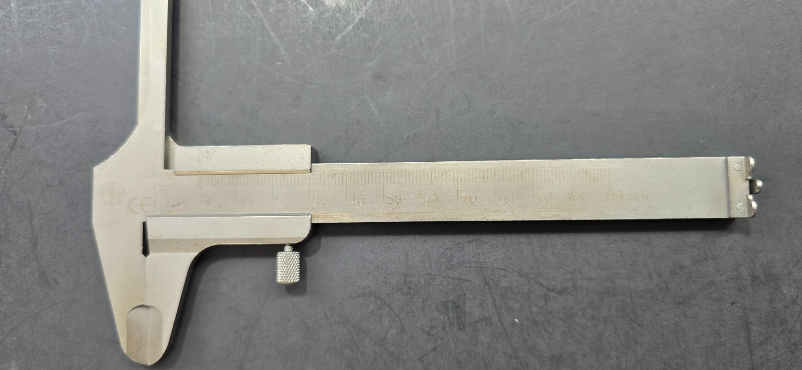 Medtronic 875-530 Surgical Orthopedic Caliper 110mm