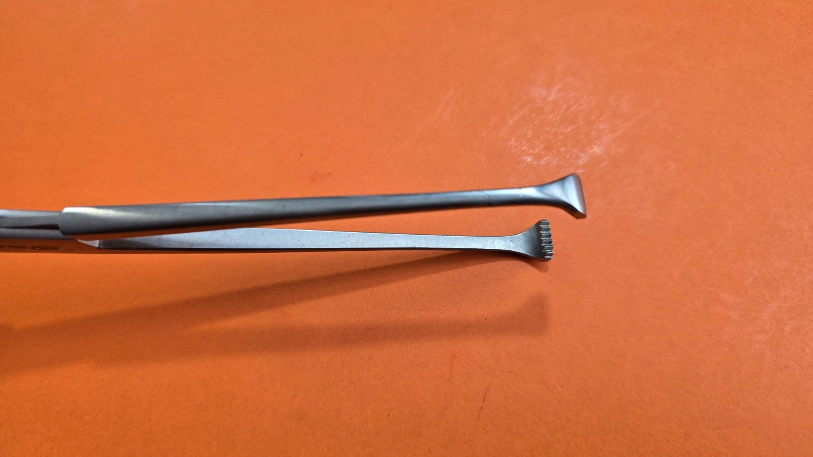SSI Surgical Allis Tissue Forceps 5x6 teeth 12" REF: 50-0226