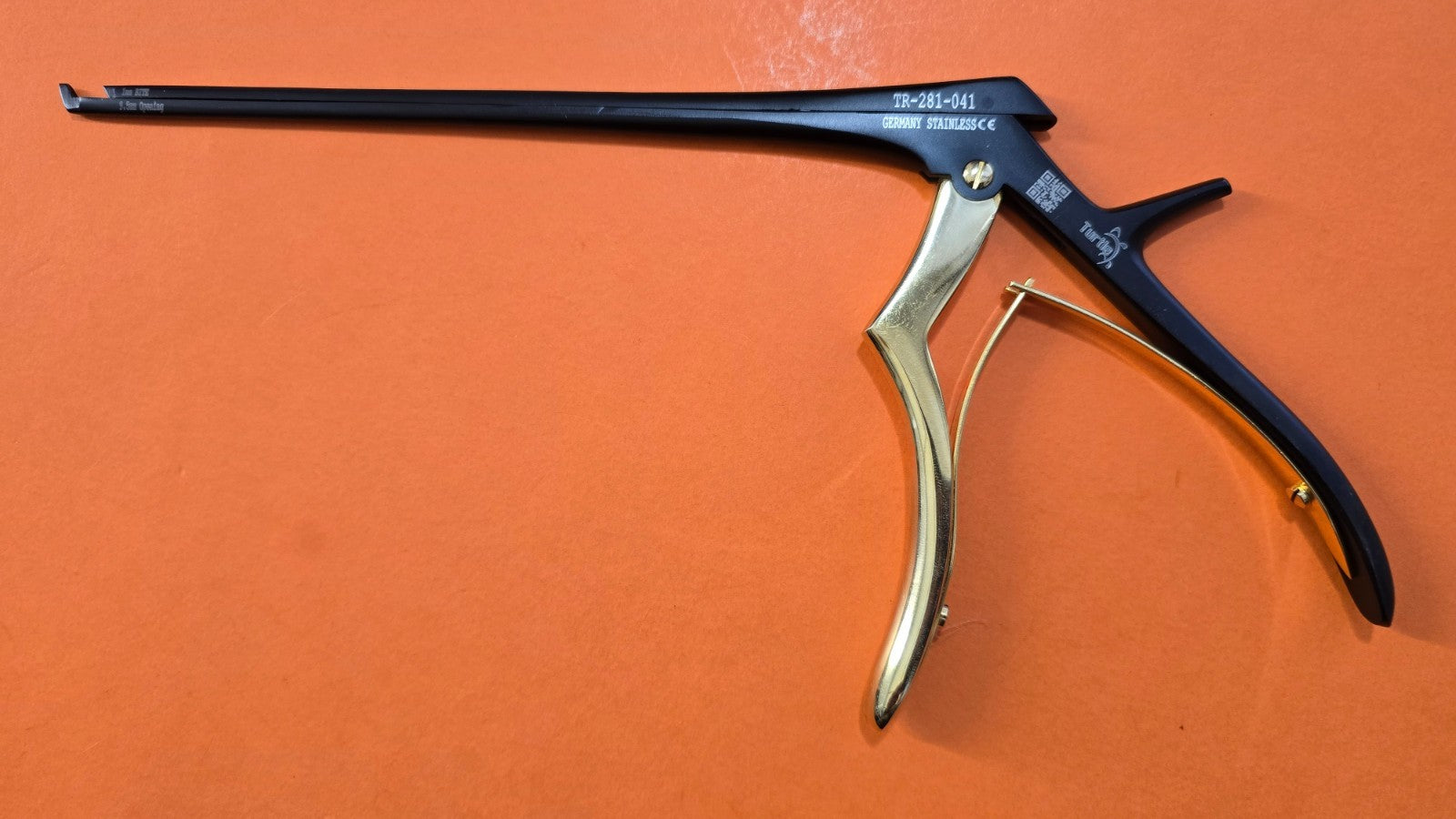 Turtle Surgical Kerrison Rongeurs 7.5" Shaft 1mm 40 Degree Up BLACK
