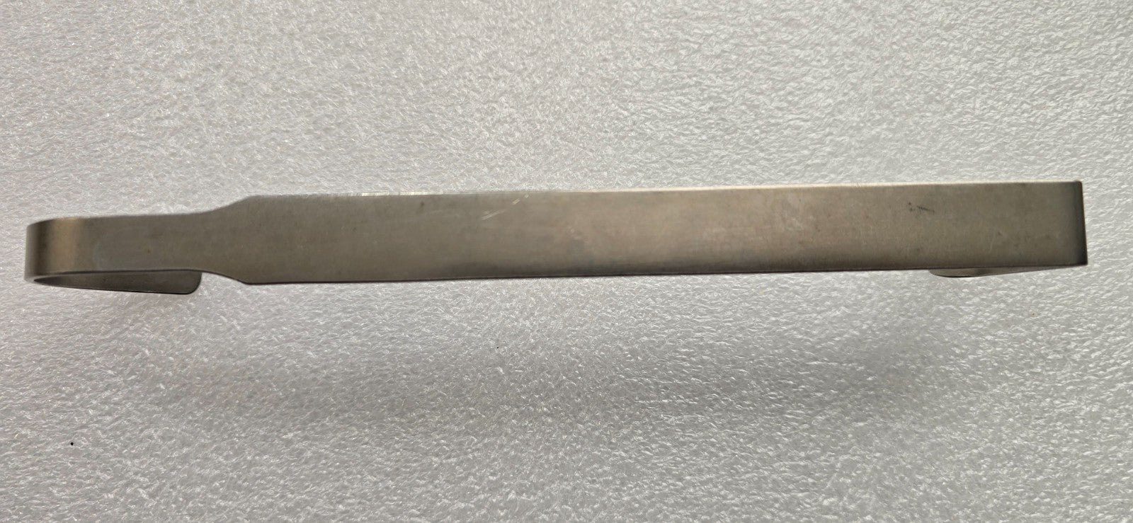 V.Mueller NL5101 Hibbs Retractor 9 1/8" x 3/4" x 2" Size Orthopedic Instruments