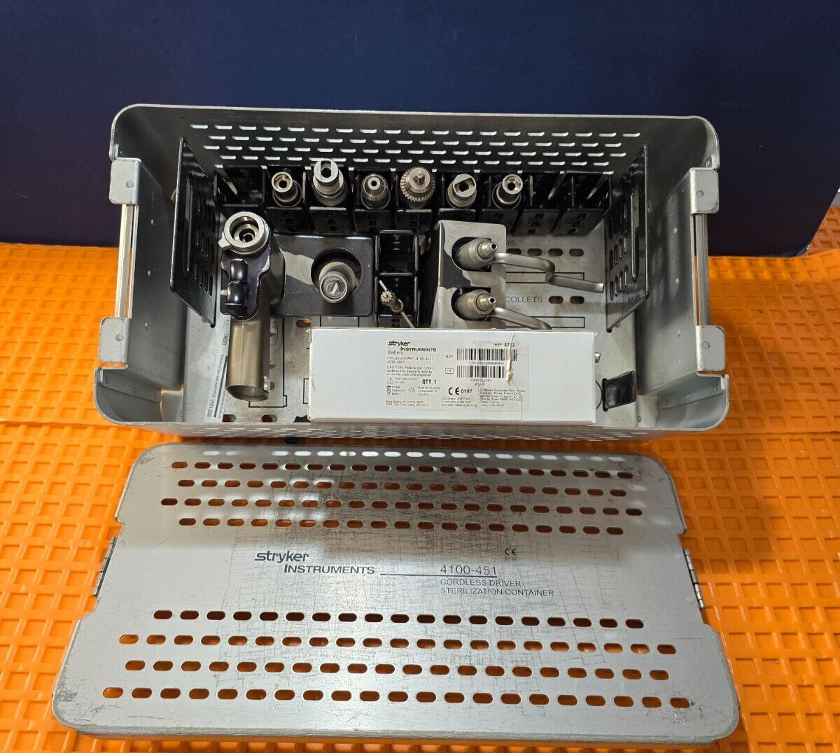 Stryker4100 Cordless Driver Set with 4212 Battery & Sterilization Box