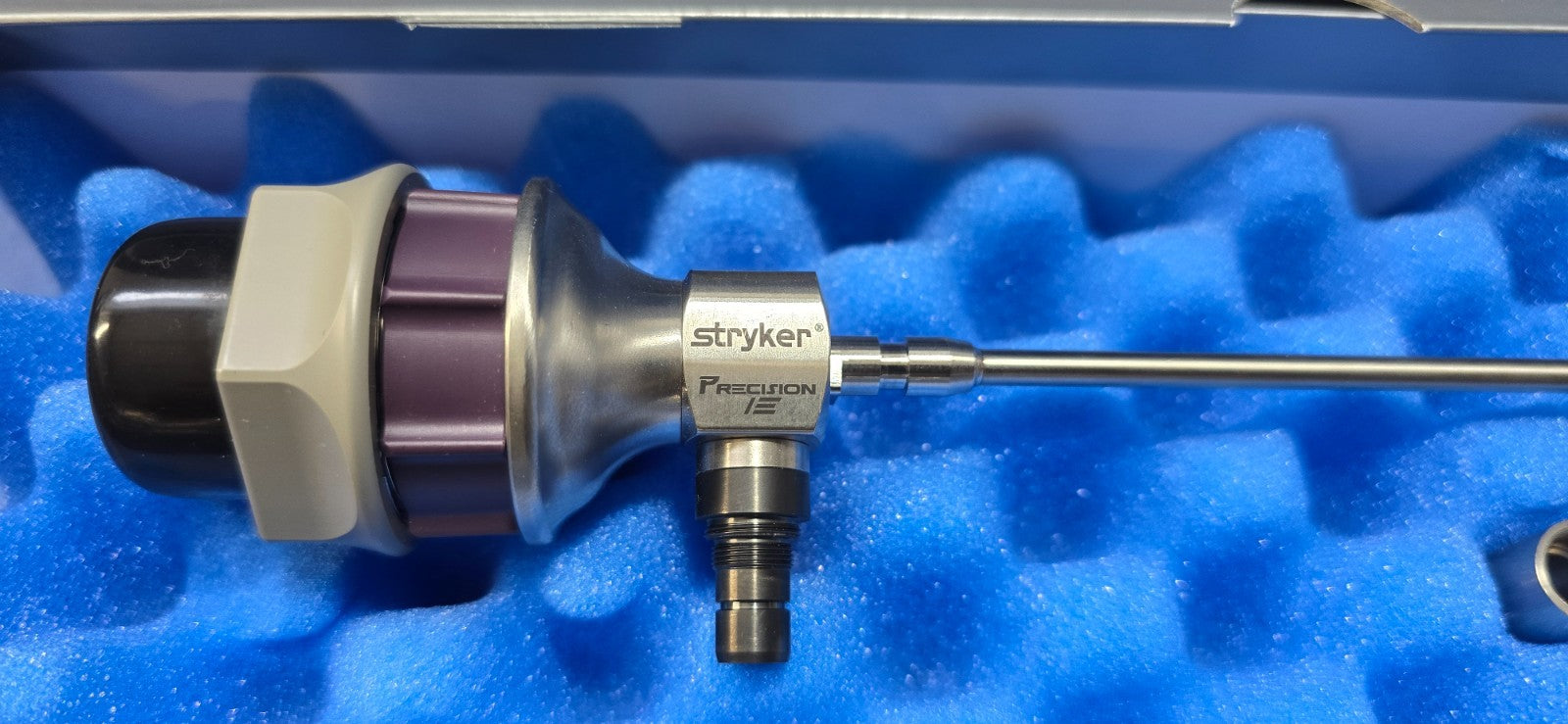 Stryker Arthroscope 4.0mm x 30° Precision IE C-Mount & Fiber Optic Cable