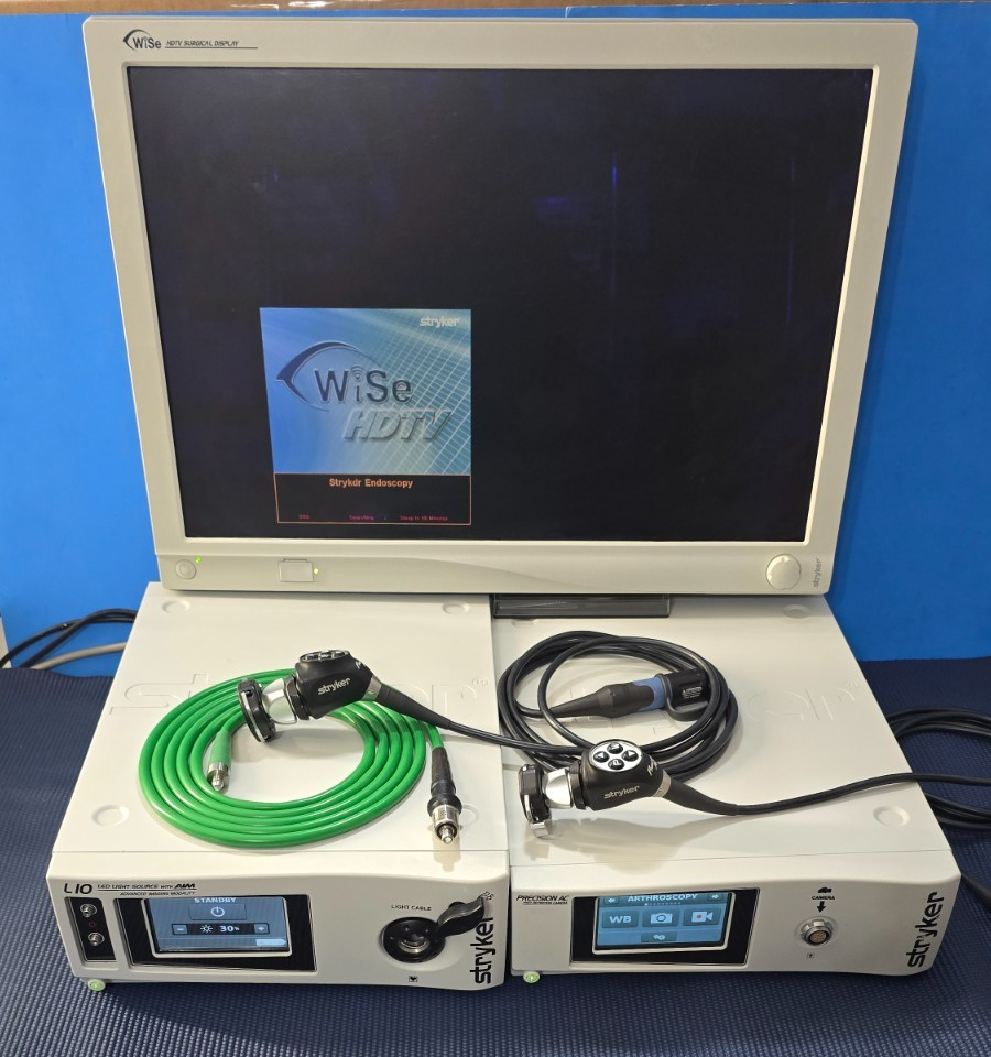 Stryker Precision AC Camera System ,LI0 Light Source Green Cable, WiSe Monitor