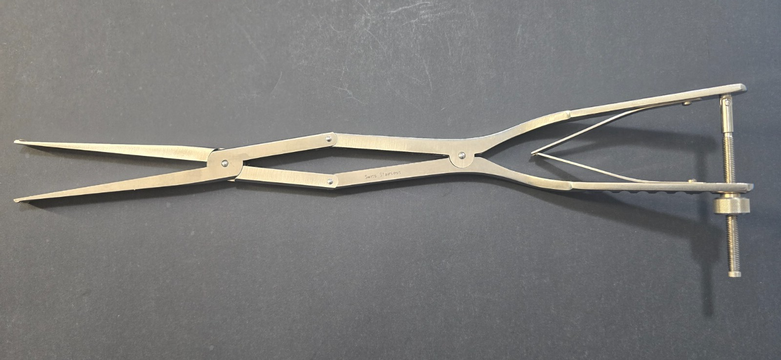 Zimmer Surgical Orthopedic Spreader 17" with Speed Lock Double Action.