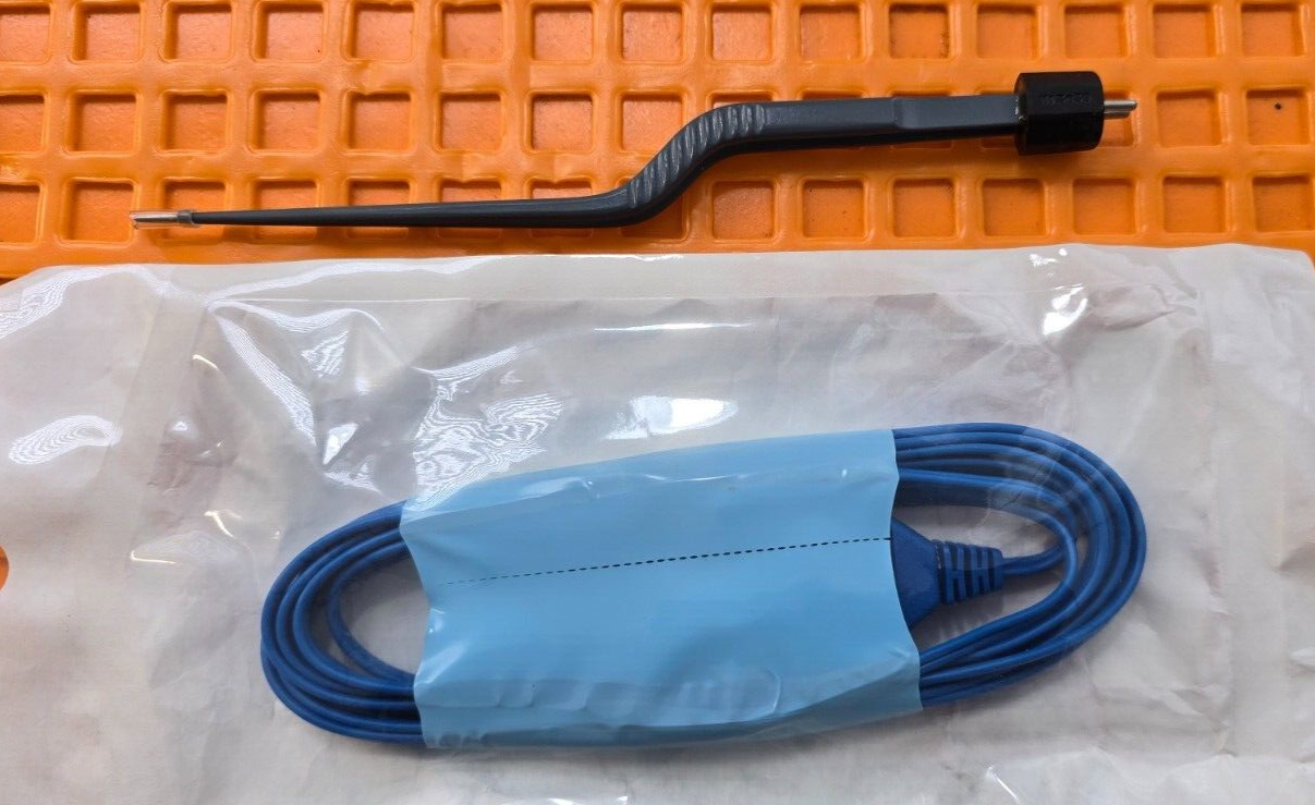 Valleylab Surgical Bayonet Bipolar Forceps 7.25" Reusable W-Bipolar Cable.