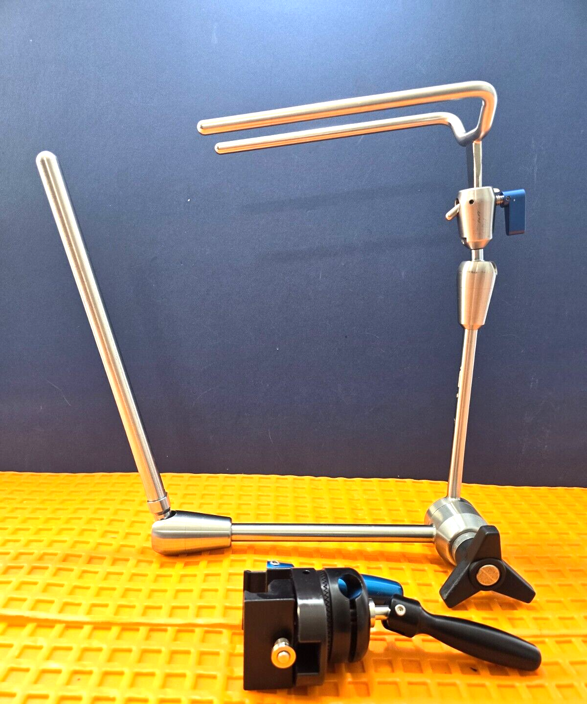 Allen Medical Surgical Table Mounted Retractor Arm with Automated Rail Clamp