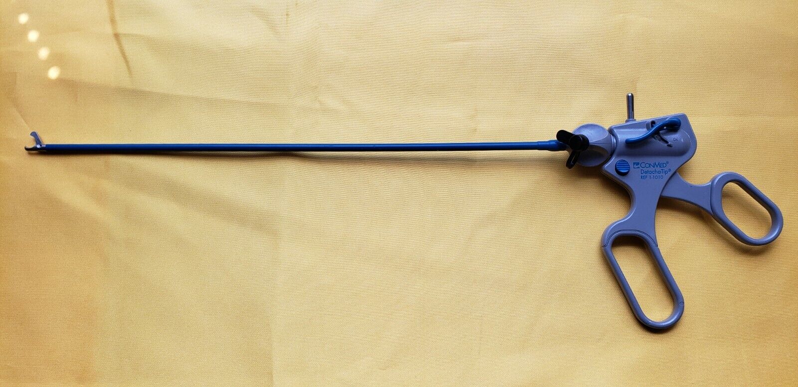 Conmed Detacha Tip Multiple use Hook Scissors 5mm x 33cm with Handle