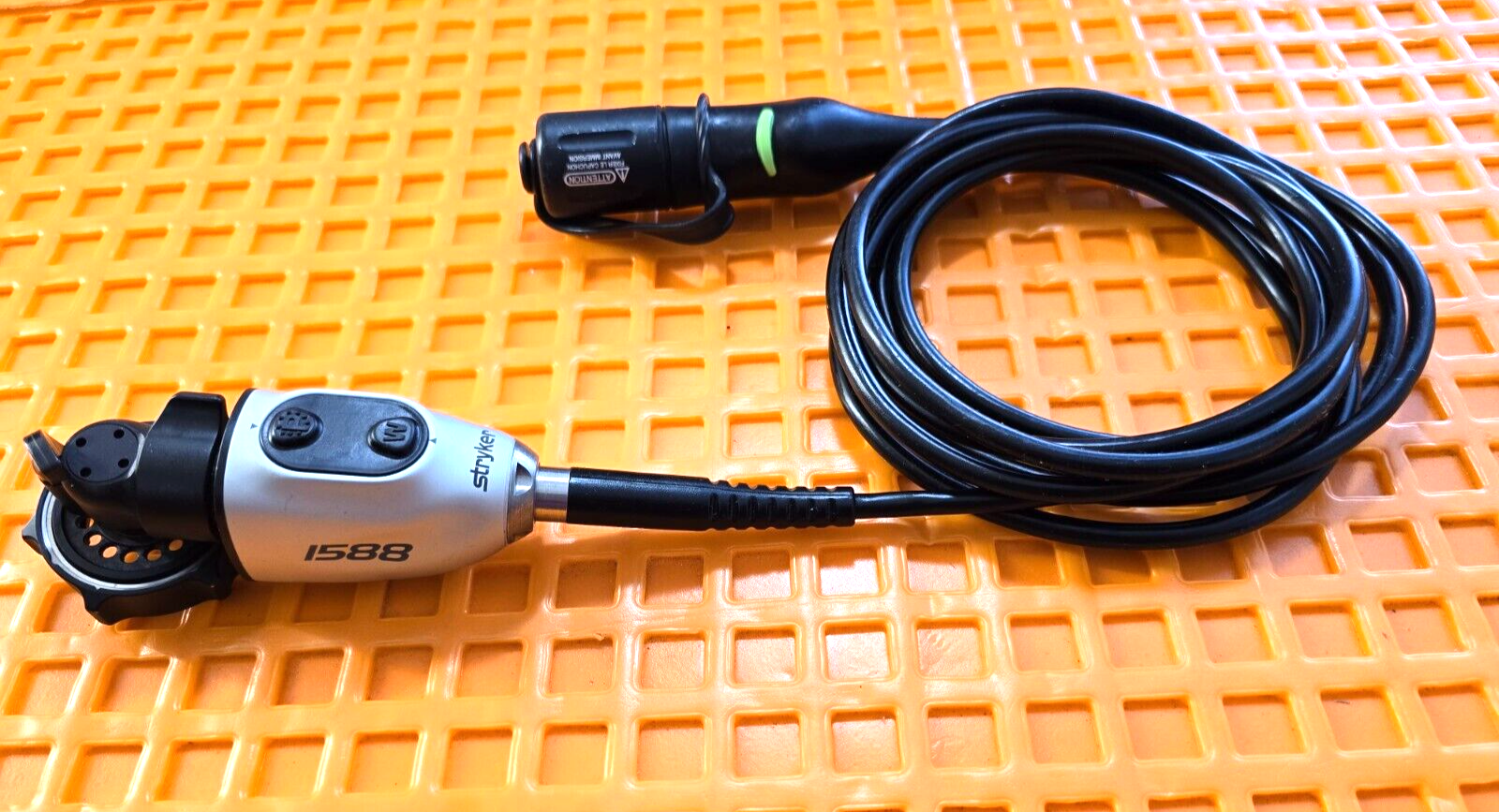 Stryker 1588-310-130 Camera Head with Coupler