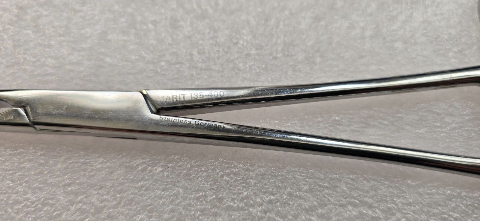 Jarit 135-400 Surgical Fehland Intestinal Clamp 10" Jaw Length 3.5"