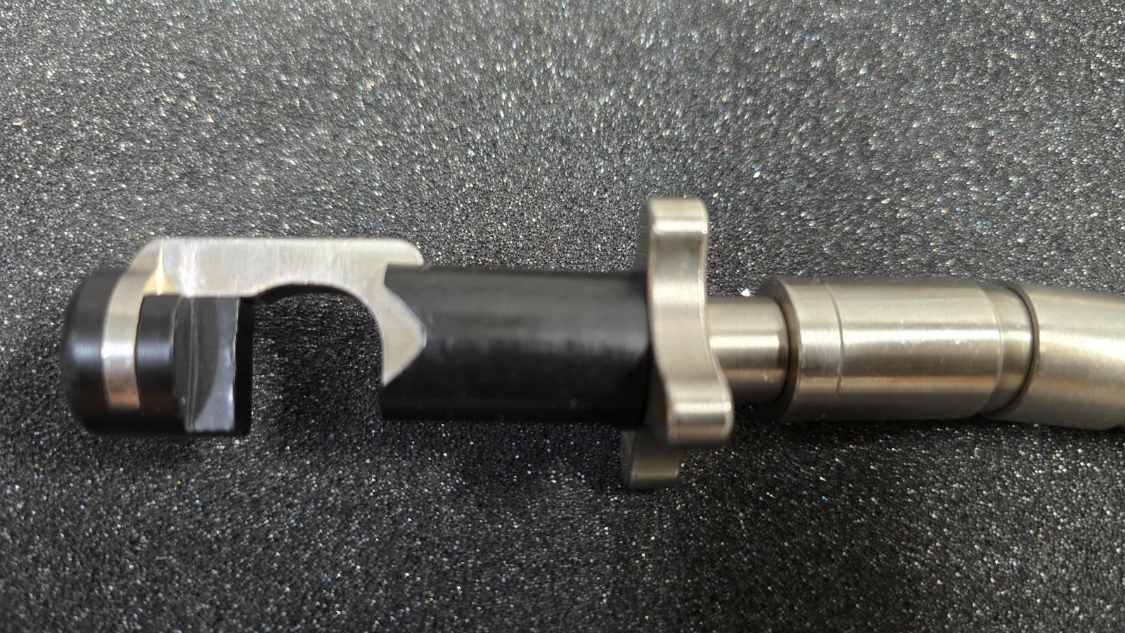 Mediflex FlexArm with Thompson Retractor Angle Bar & Elite Rail Clamp