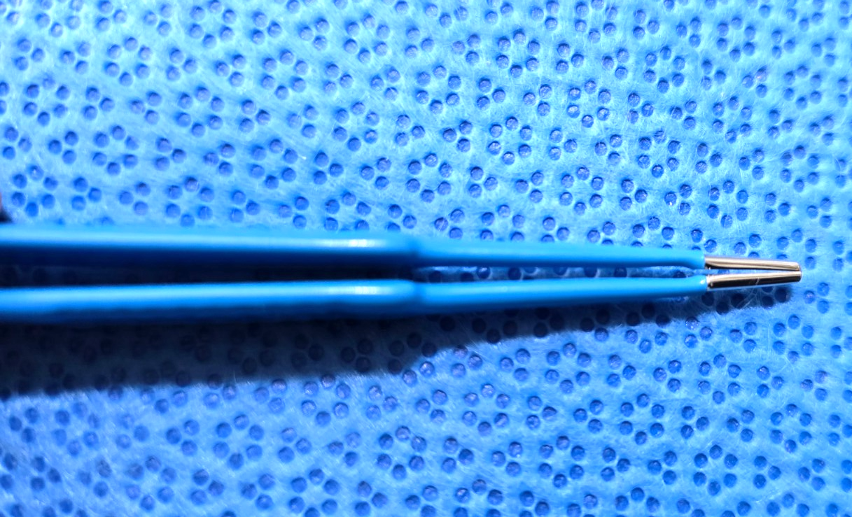 Turtle Surgical Jeweler Bipolar Forceps 4" Straight Tip with Bipolar Cable