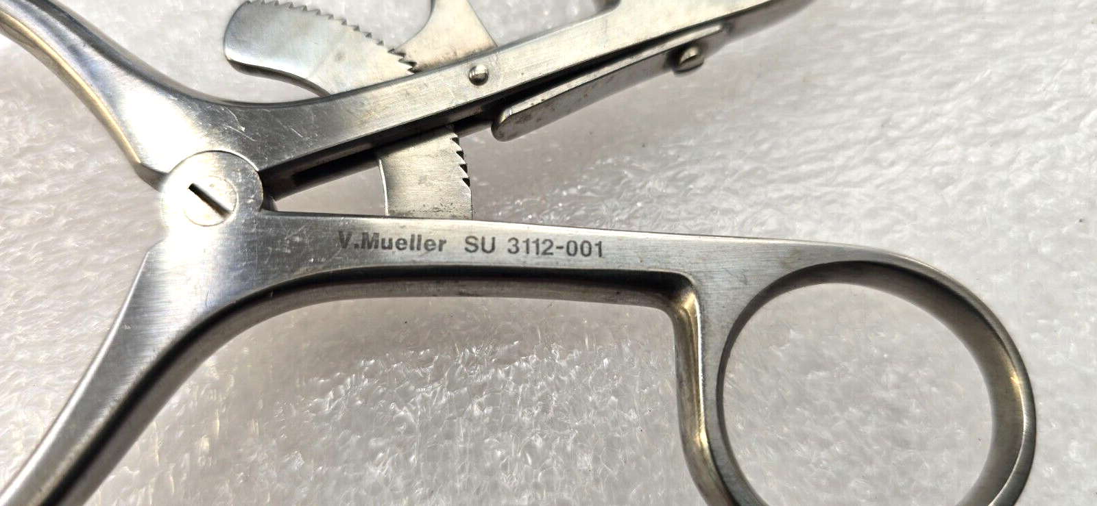 V.Mueller 3112-001 Surgical Weitlaner Retractor 6.5" Blunt 3x4 Prongs