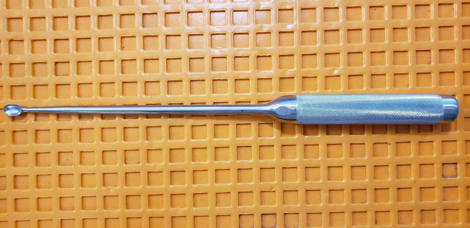 V.Mueller VM81-9125 Surgical Orthopedic Wallie-Heinig Curette 15" Size #4
