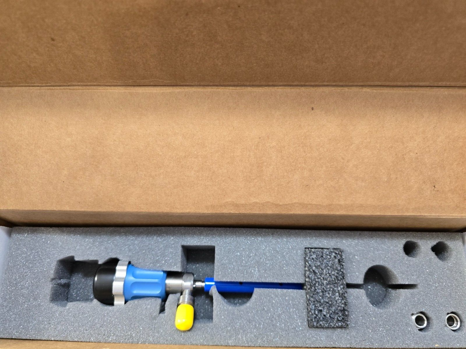 Stryker 502-526-010 Small Joint Arthroscope 2.7mmx0° C-Mount Speed Lock