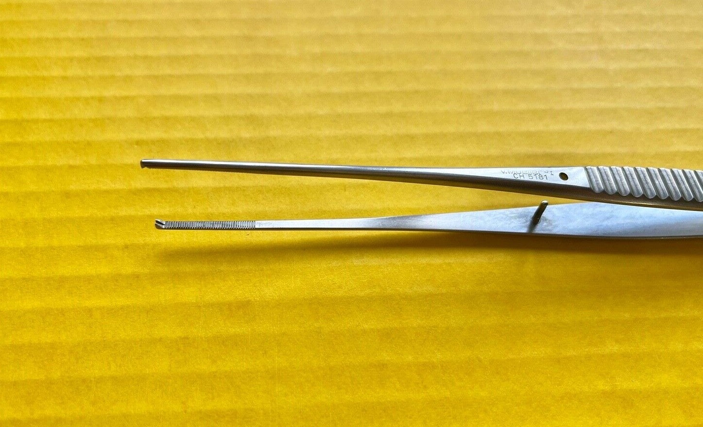 V. Mueller Potts-Smith Tissue Forceps, 8.25" REF: CH5181