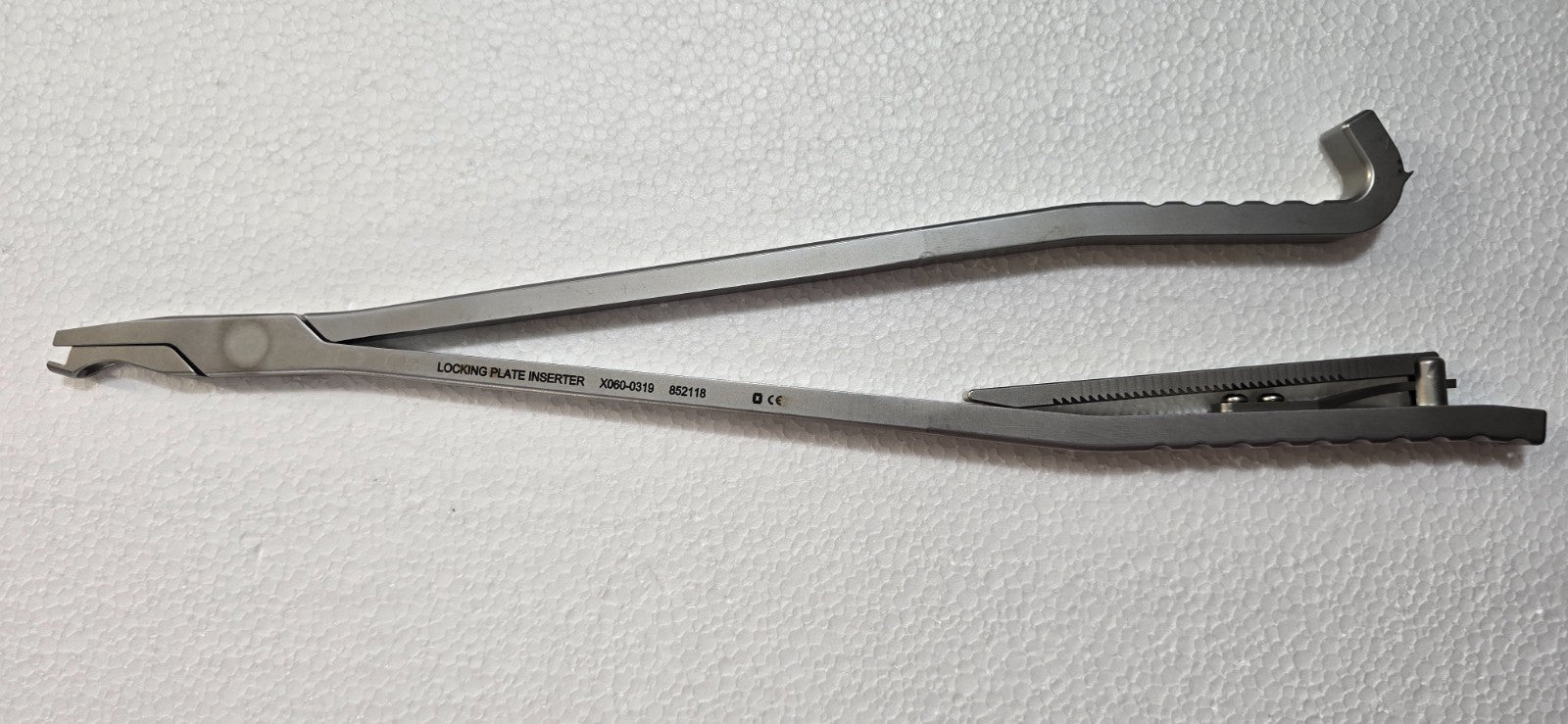 Medtronic Surgical Orthopedic Locking Plate Inserter Plier with Ratchet