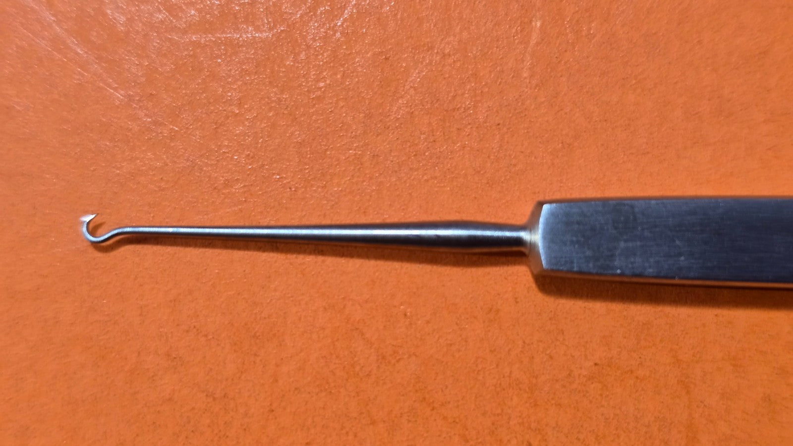 Codman 38-6525 Surgical Orthopedic Skin Hook 4.5" Sharp Single