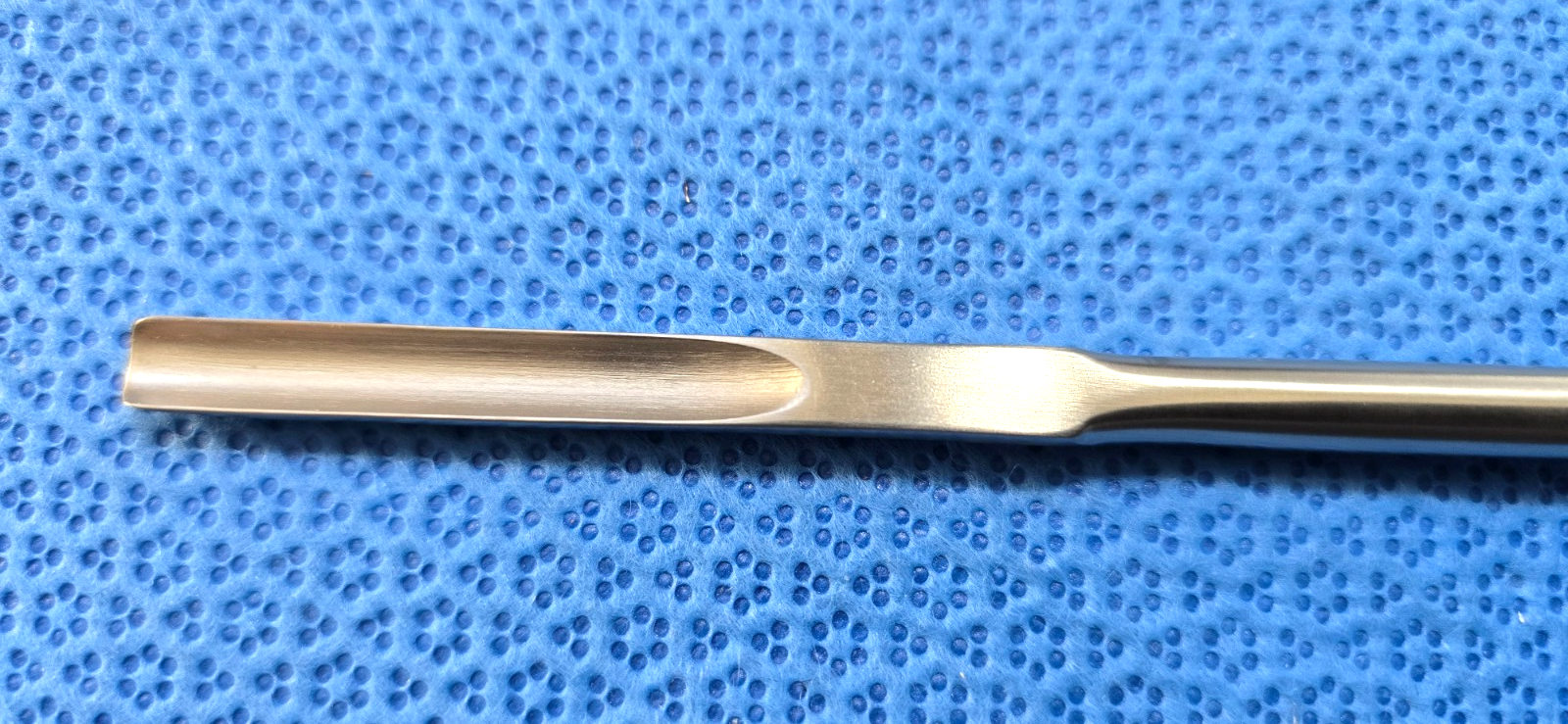 Life Instrument 753-1514-1 Surgical Orthopedic Long Gouge 15" Curved 1/4"