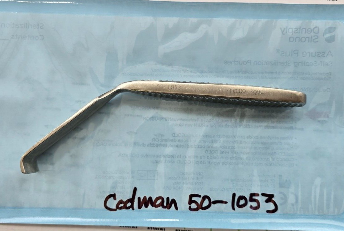 Codman 50-1053 Surgical Blade Retractor 23mm.