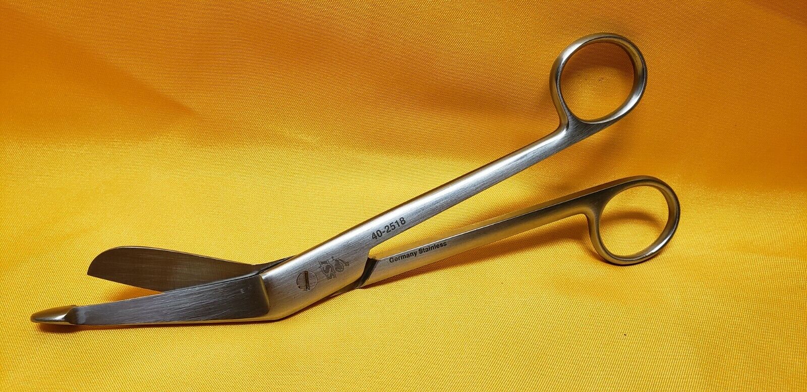 SSI Ultra 40-2518 Lister Bandage Scissors 8" ENT Surgical Instruments