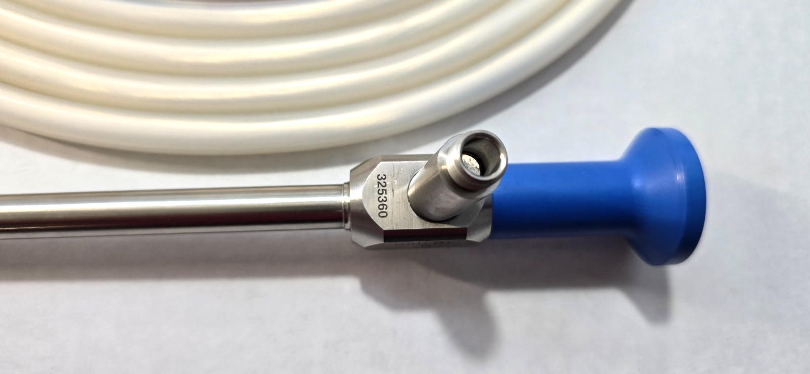 Stryker 502-457-010 Laparoscope 10mm x 0* &233-050-064 Fiberoptic Cable.