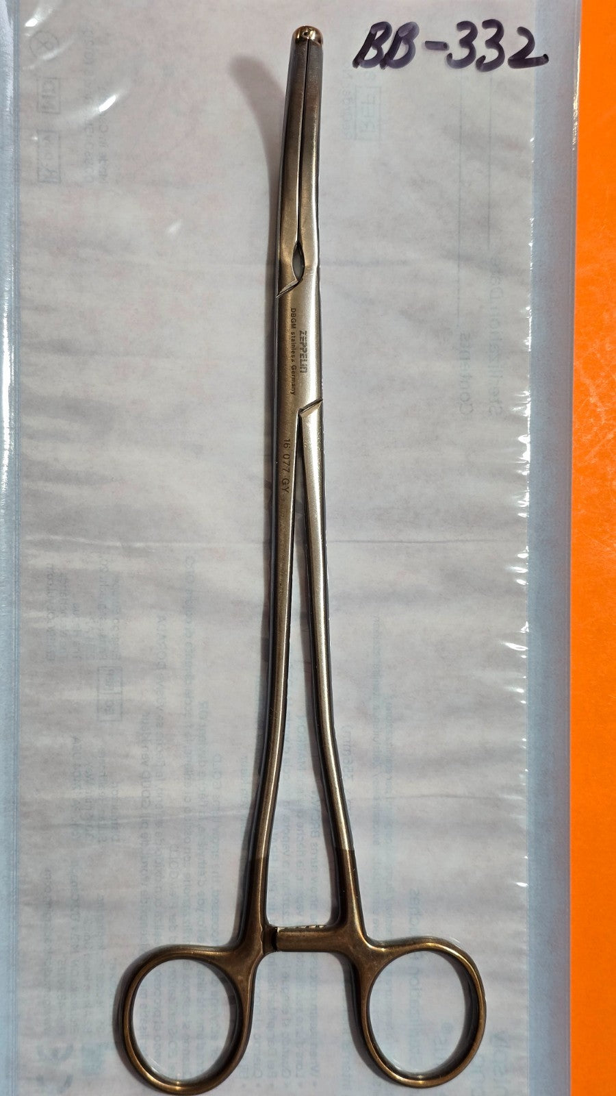 Cooper Surgical Zeppelin-Hysterectomy Clamp Curved 9.5" Ref: 16077GY
