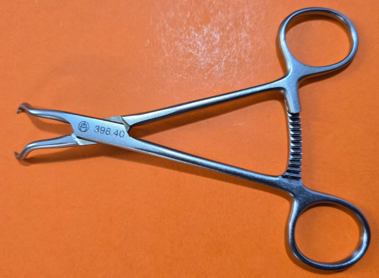 Zimmer Orthopedic Bone Reduction Forceps 5" w Ratchet