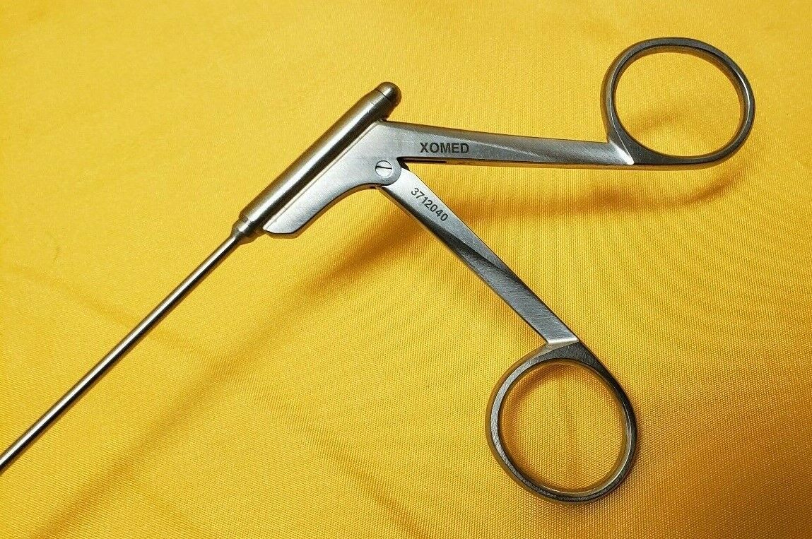 Medtronic XOMED 3712040 Nasal Circular Cutting Punch 4.5mm Diameter Straight