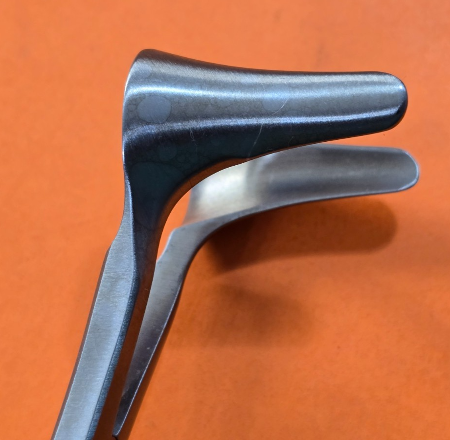 Jarit 400-116 Surgical Vienna Nasal Speculum, 5.5" Medium 32.5mm jaws.