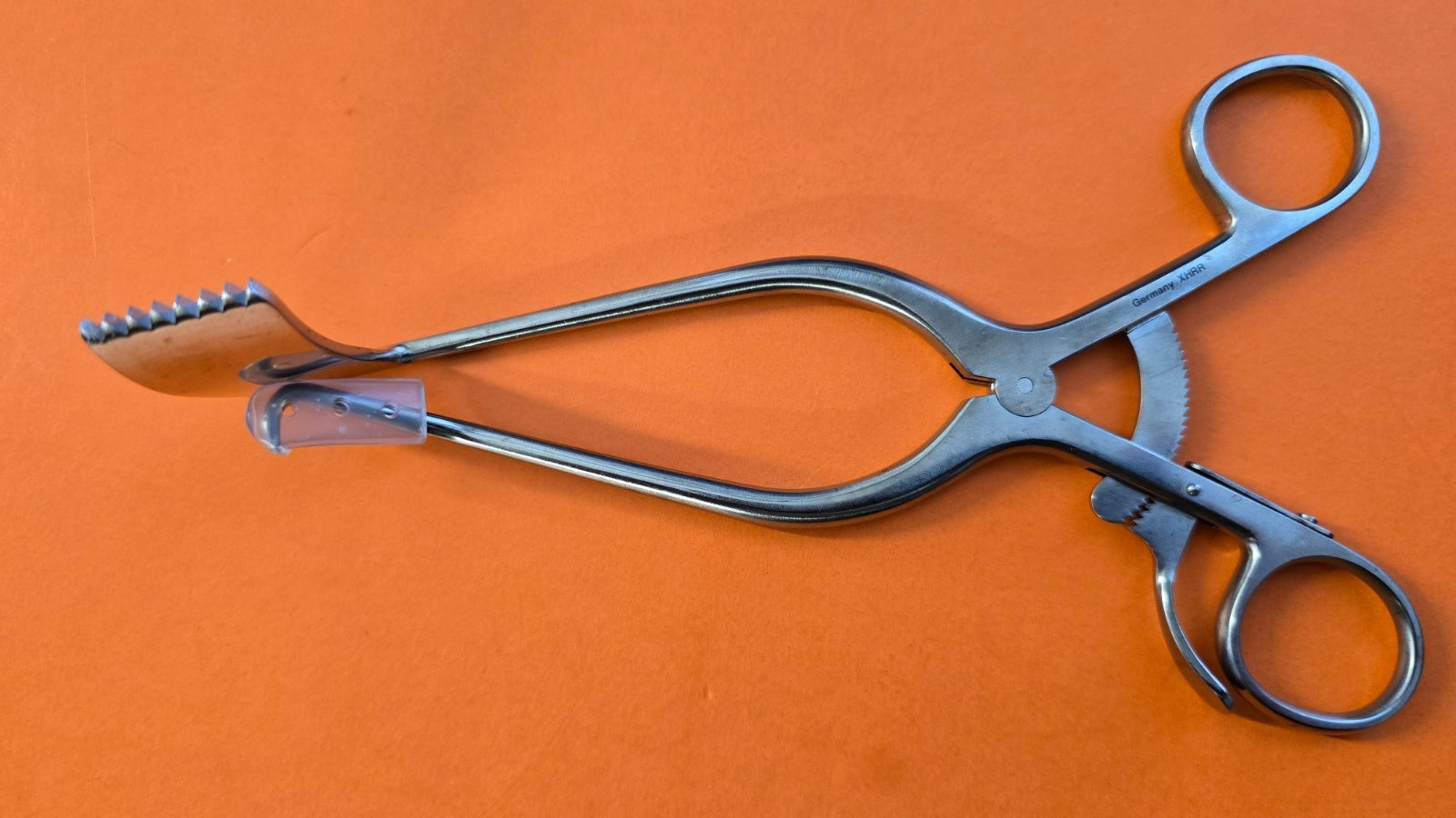 V.Mueller NL5383 Surgical Markham-Meyerding Retractor 8" with Ratchet