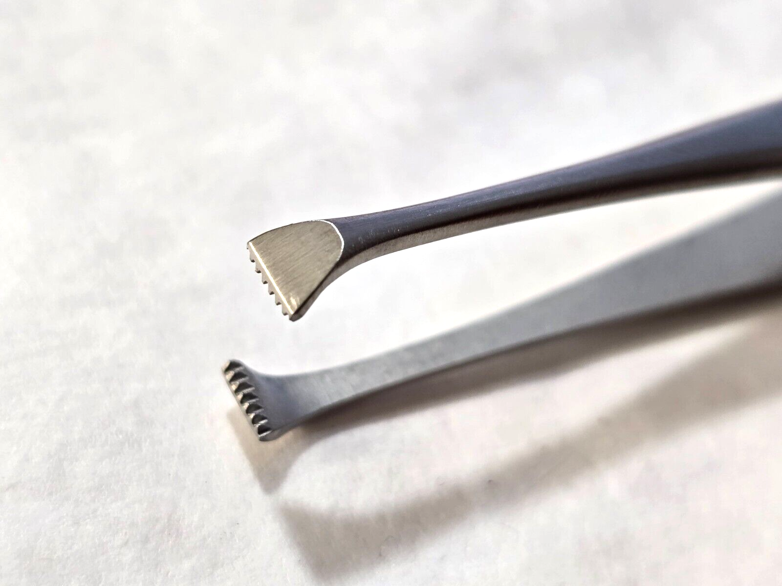 Turtle Surgical Graefe Fixation Forceps 3.5mm Ophthalmic Instruments