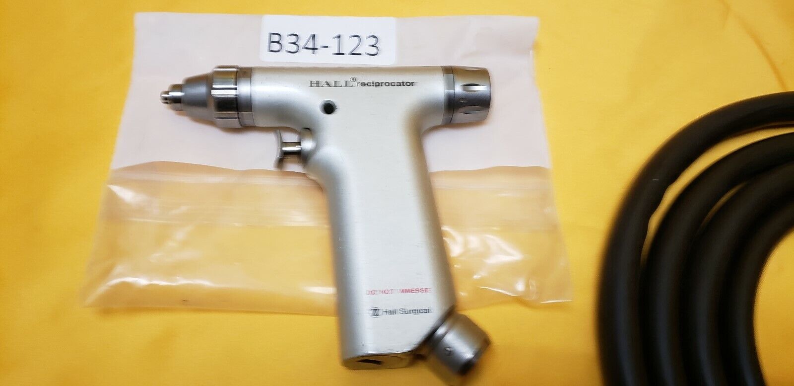 Zimmer HALL Surgical 5044-03 Reciprocator Saw with Pneumatic Hose 5052-10