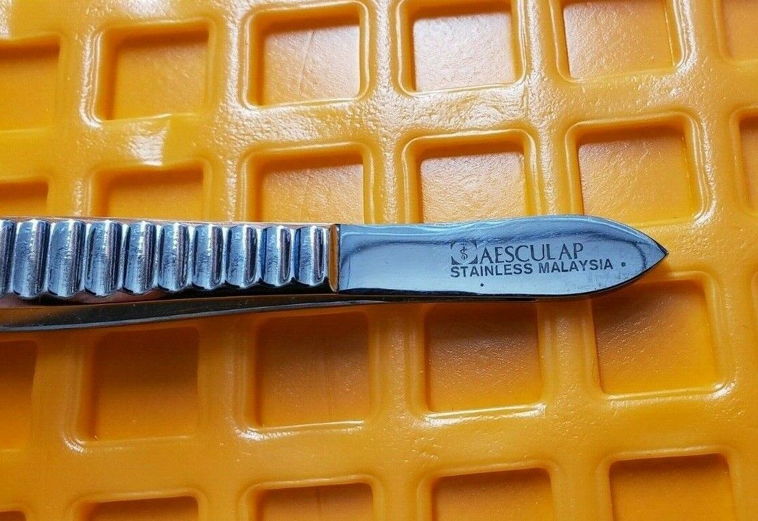 Aesculap Surgical Thumb Tissue Forceps 5.5" 1x2 teeth