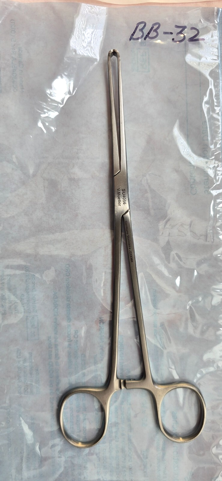 V. Mueller Surgical Allis Tissue Forceps 8" (5x6) teeth REF: SU 4056