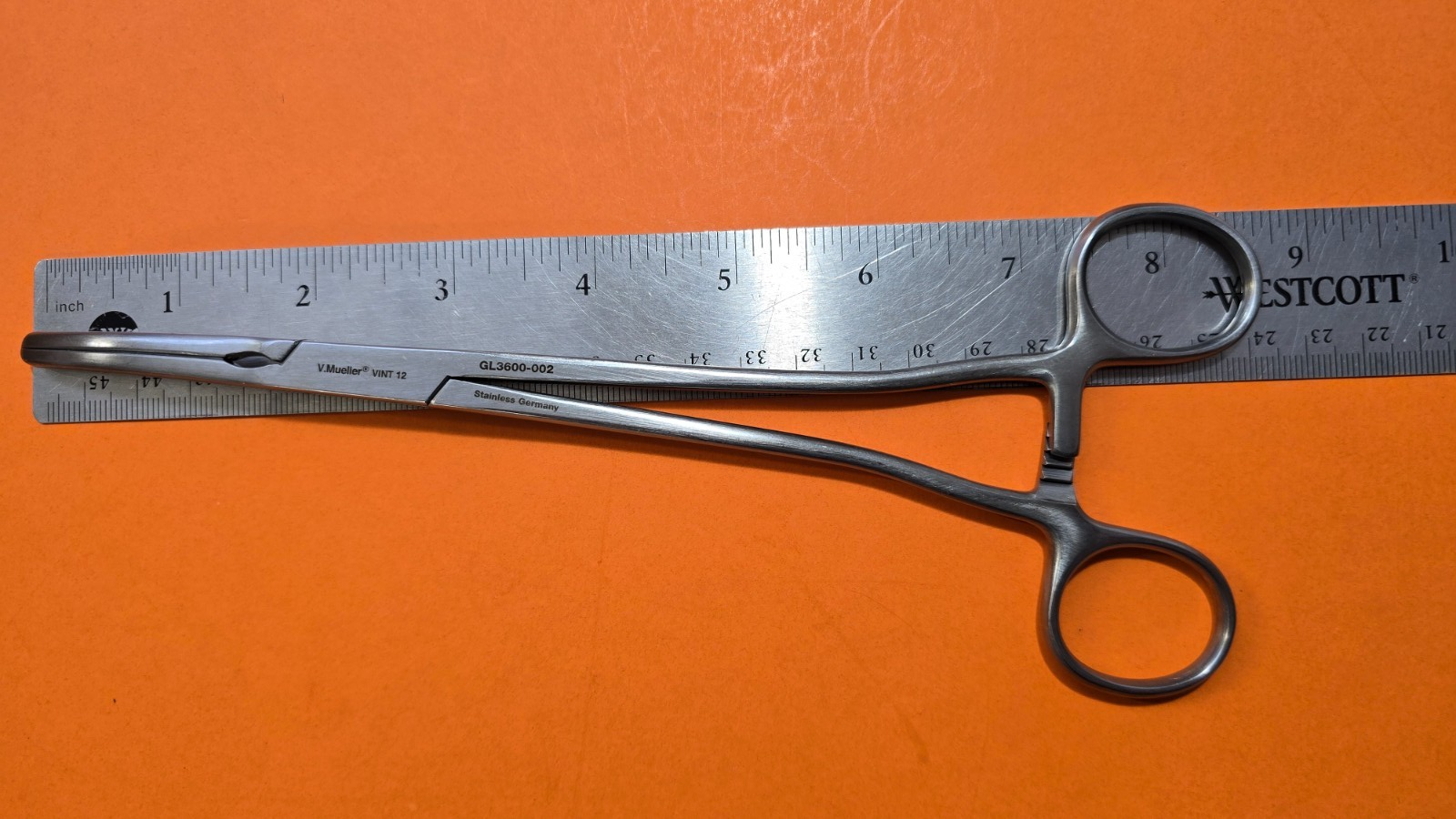 V. Mueller GL3600-002 Surgical Z-Hysterectomy Clamp Curved 8.5"
