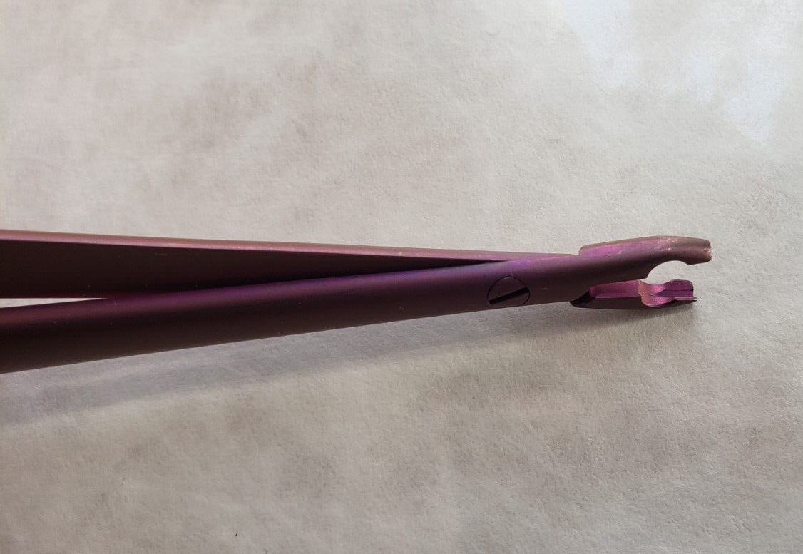 Aesculap FT472T,Surgical Neuro Titanium Yasargil Clip MINI Clip Applier 8"