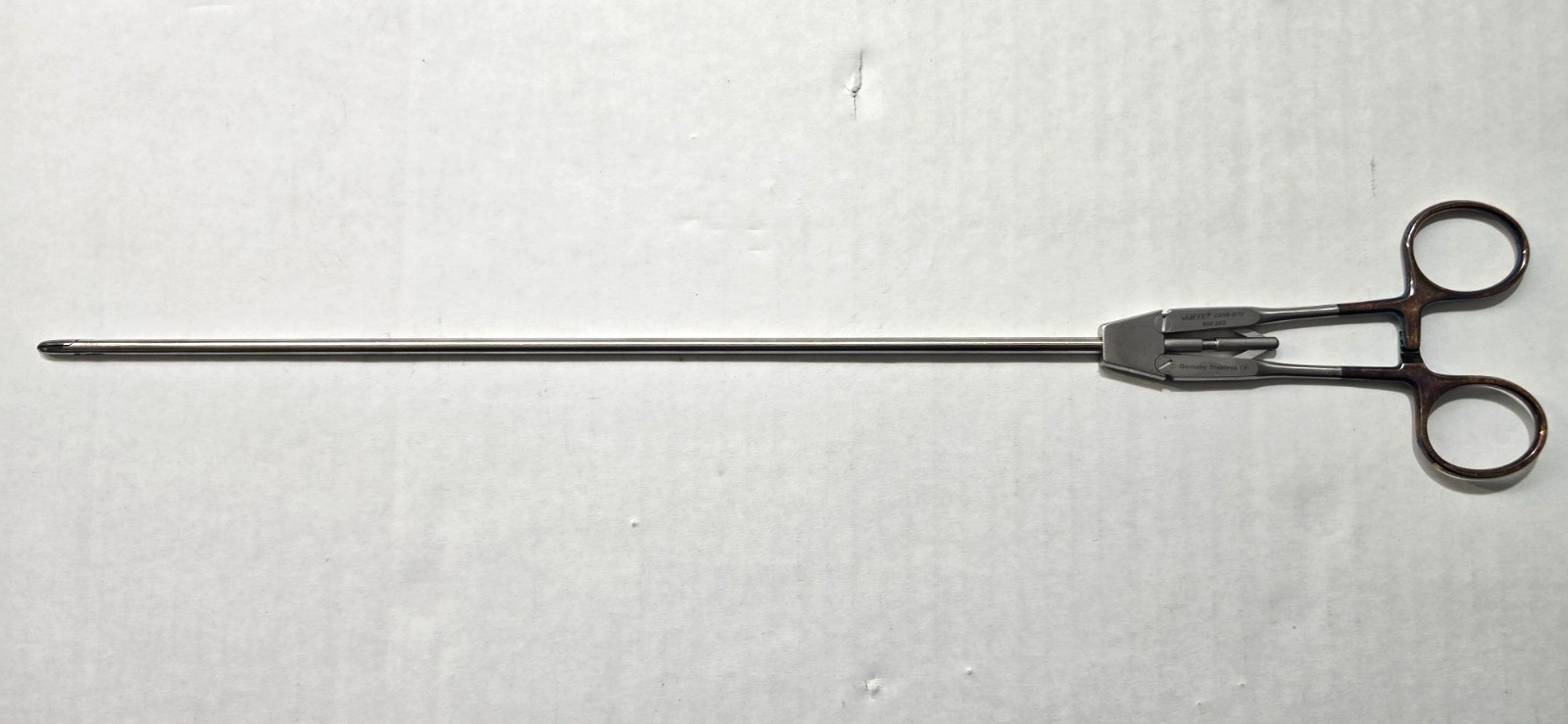 Jarit 600-253 Laparoscopic CARB-BITE Needle Holder 5mm x 33cm Germany
