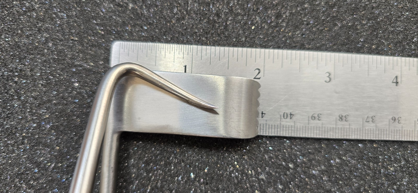 RUGGLES Surgical Williams Discectomy Retractor 7" Left 60x20mm Ref: RN2707