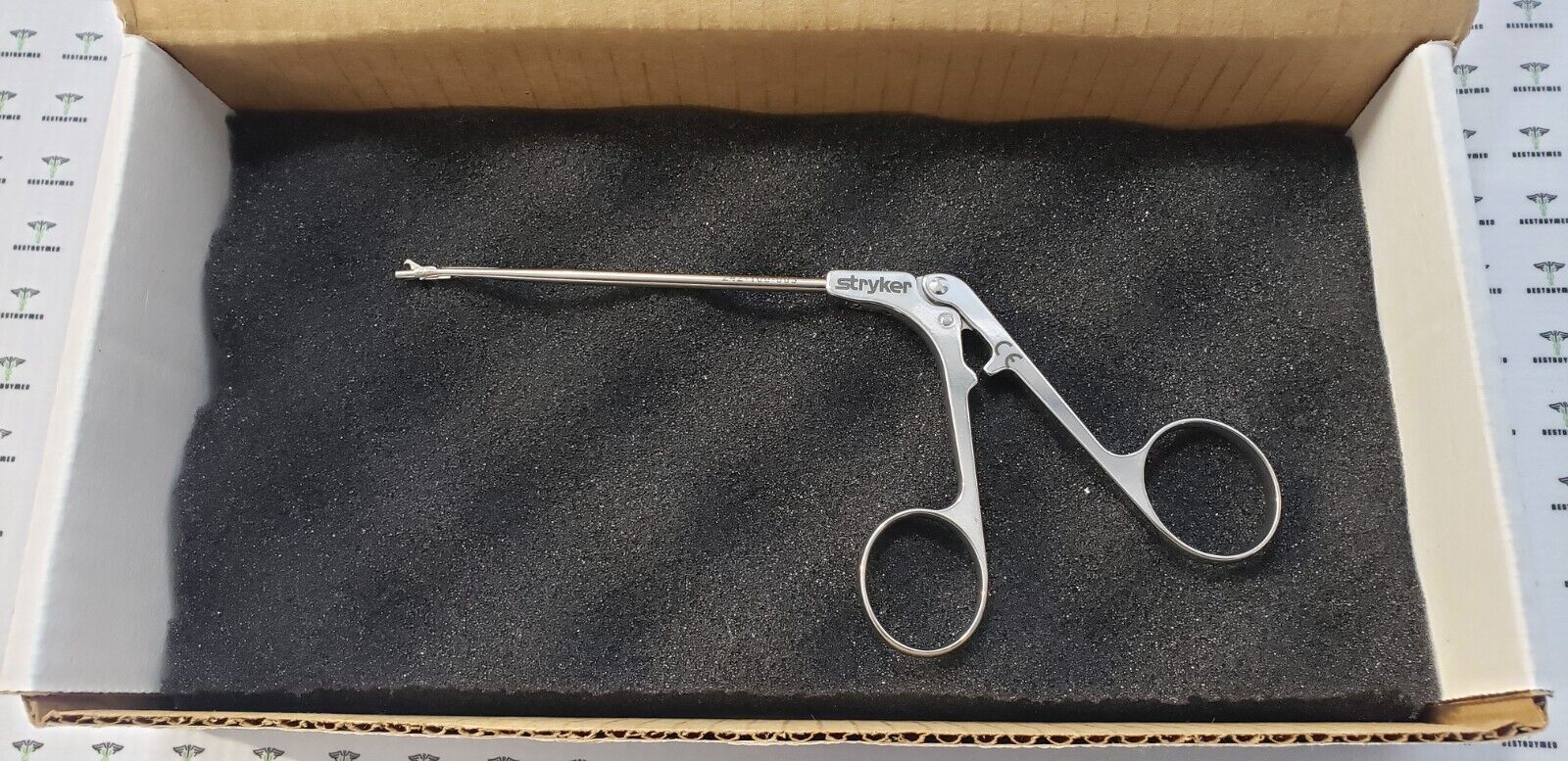 Stryker 242-100-003 Arthroscopic Forceps 2.1mm Blunt Nose Right