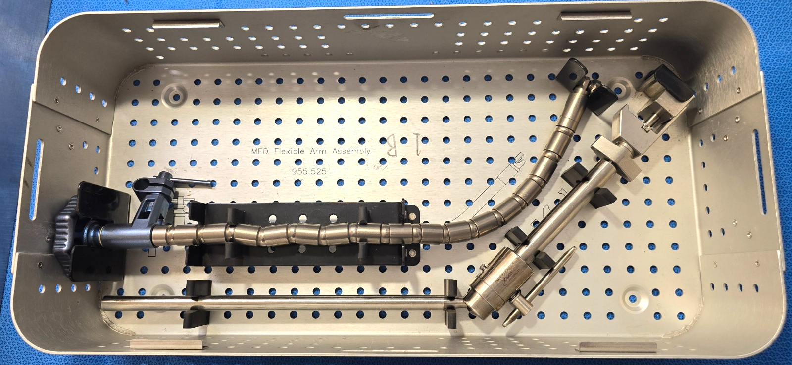 Medtronic Metrx Arm 9560523 Bed Rail Attachment with Tray