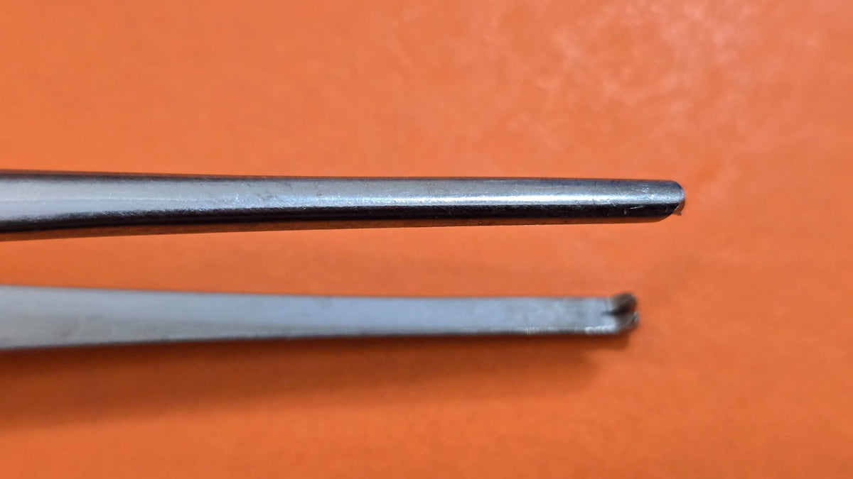 Aesculap BD 561R Surgical Thumb Tissue Forceps 7 7/8" 1x2 teeth