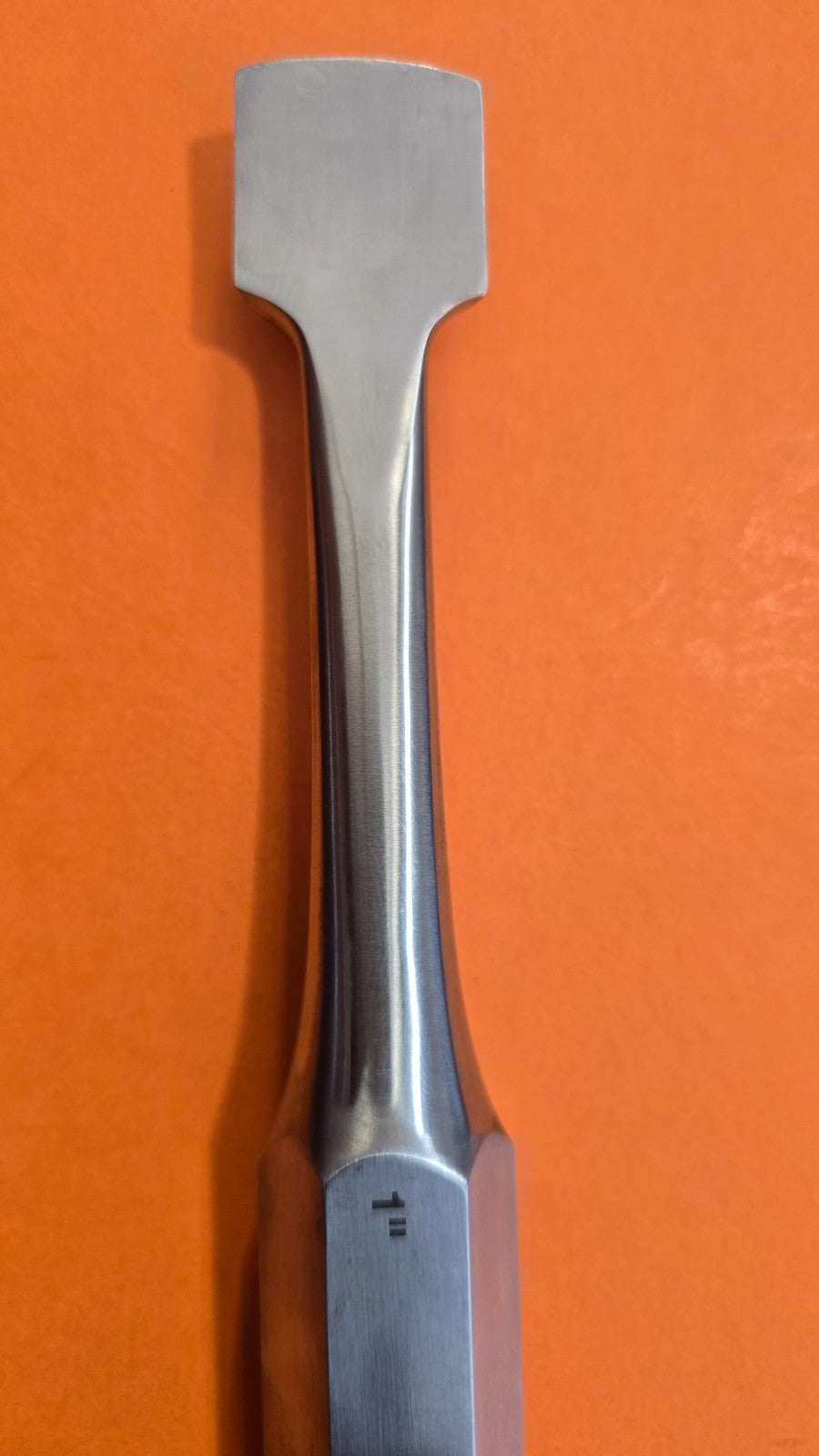 Turtle Surgical Orthopedic Key Periosteal Elevator 1" Tip 8.5"