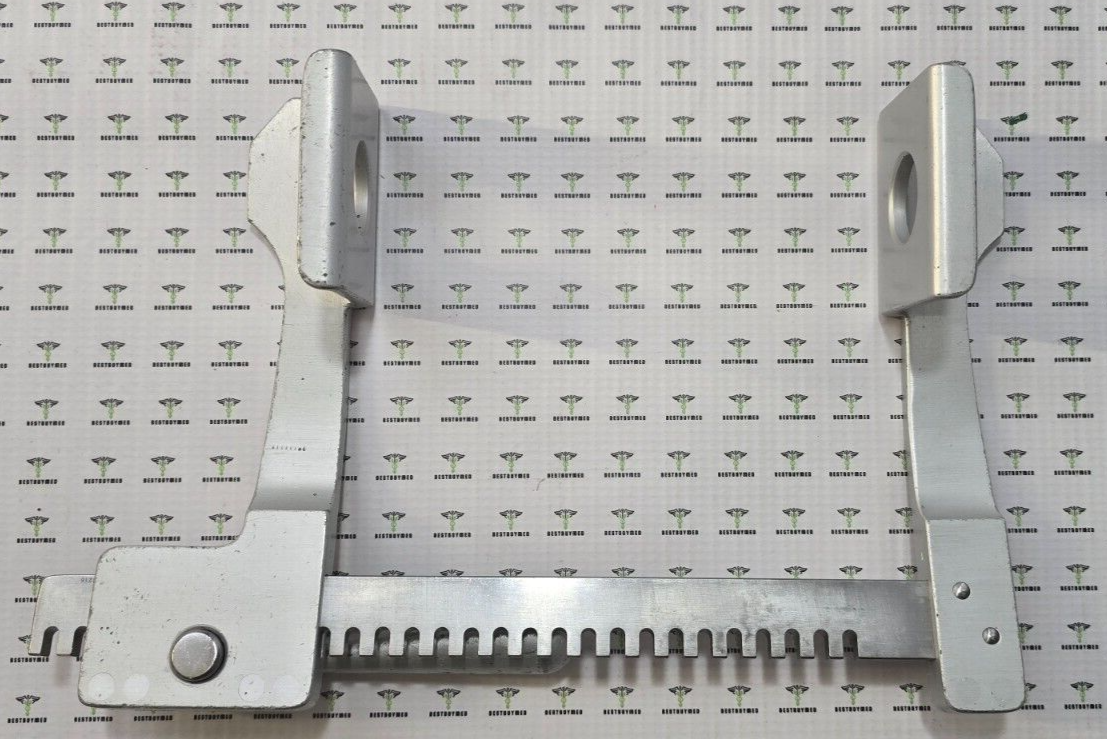 V.Mueller Surgical Finochietto Rib Spreader Retractor Adult 9.5" Spread