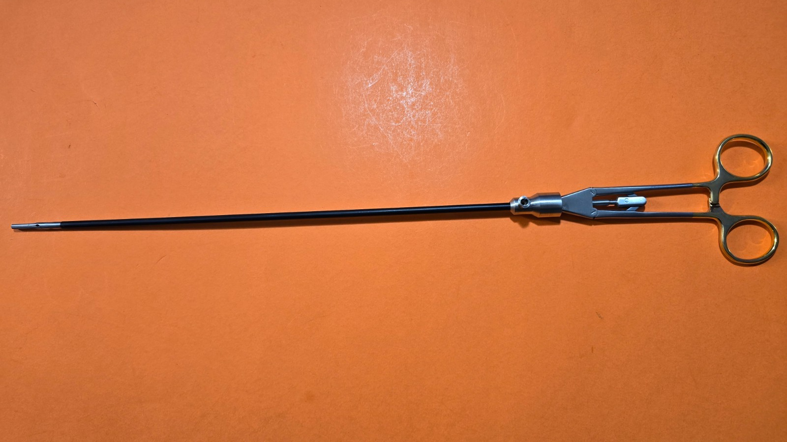 MILLENNIUM Laparoscopic Grasping Forceps 5mmx 33cm Fenestrated Jaws.