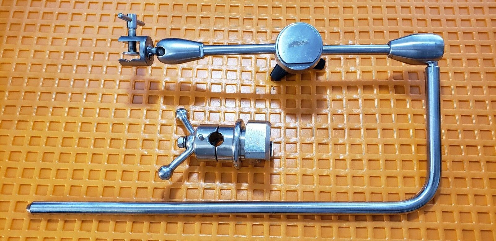 Marina Medical Surgical Table Mounted Retractor Arm with Automated Rail Clamp