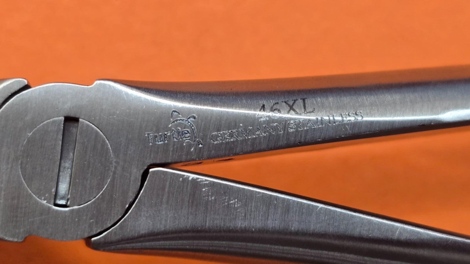 Turtle Dental Extracting Forceps #46XL Lower Root Tip