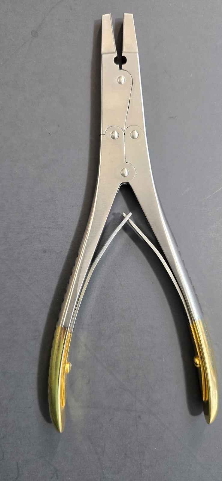 Turtle Surgical Orthopedic TC Wire Puller 7" Double Action.